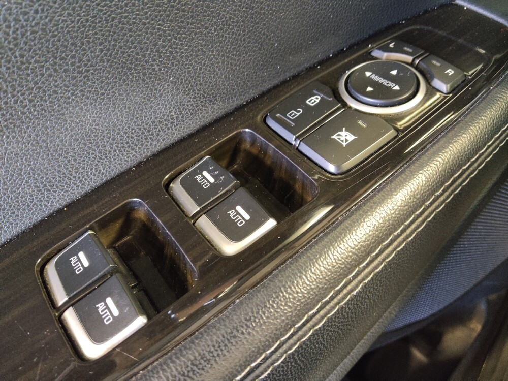 2020 Kia Sorento in Houston, TX 77074 - 18091905 27