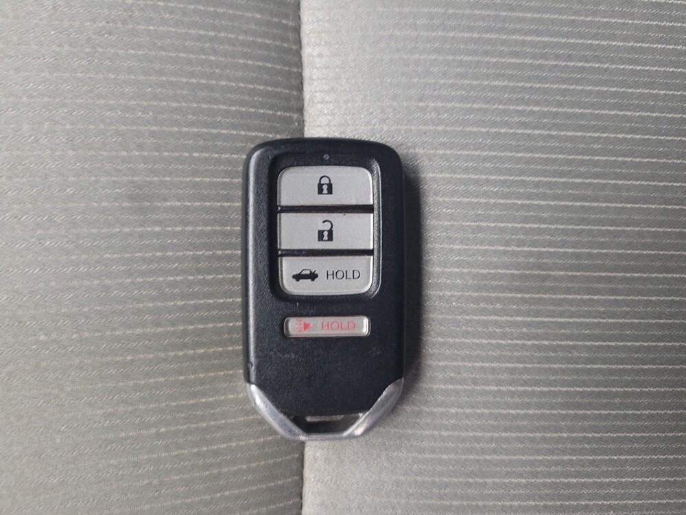 2019 Honda Accord in Madison, TN 37115 - 18091915 32