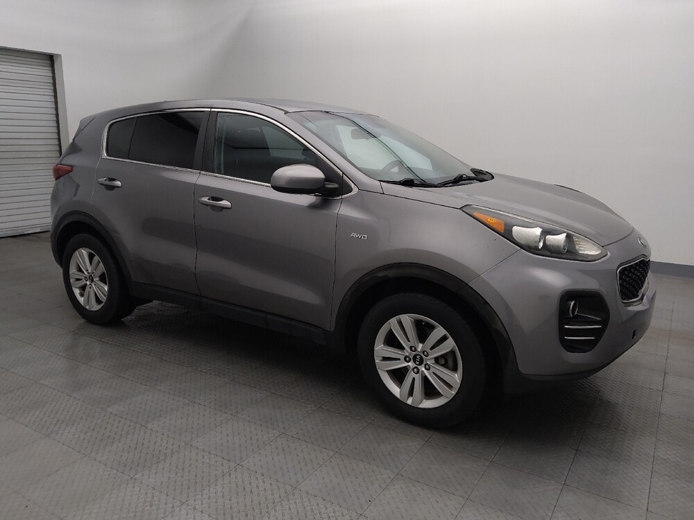 2017 Kia Sportage in Houston, TX 77034 - 18091917 11