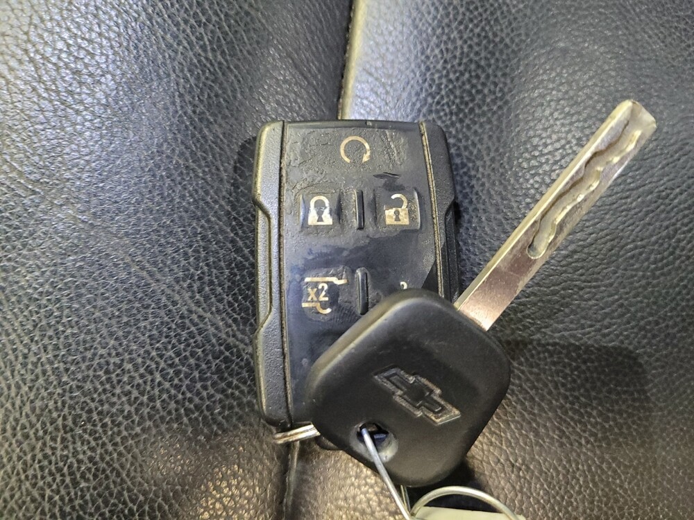 2018 Chevrolet Tahoe in Miamisburg, OH 45342 - 18091918 32