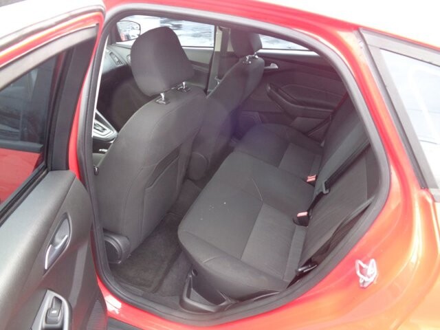 2016 Ford Focus in Lebanon, TN 37087-3302 - 18091935 6