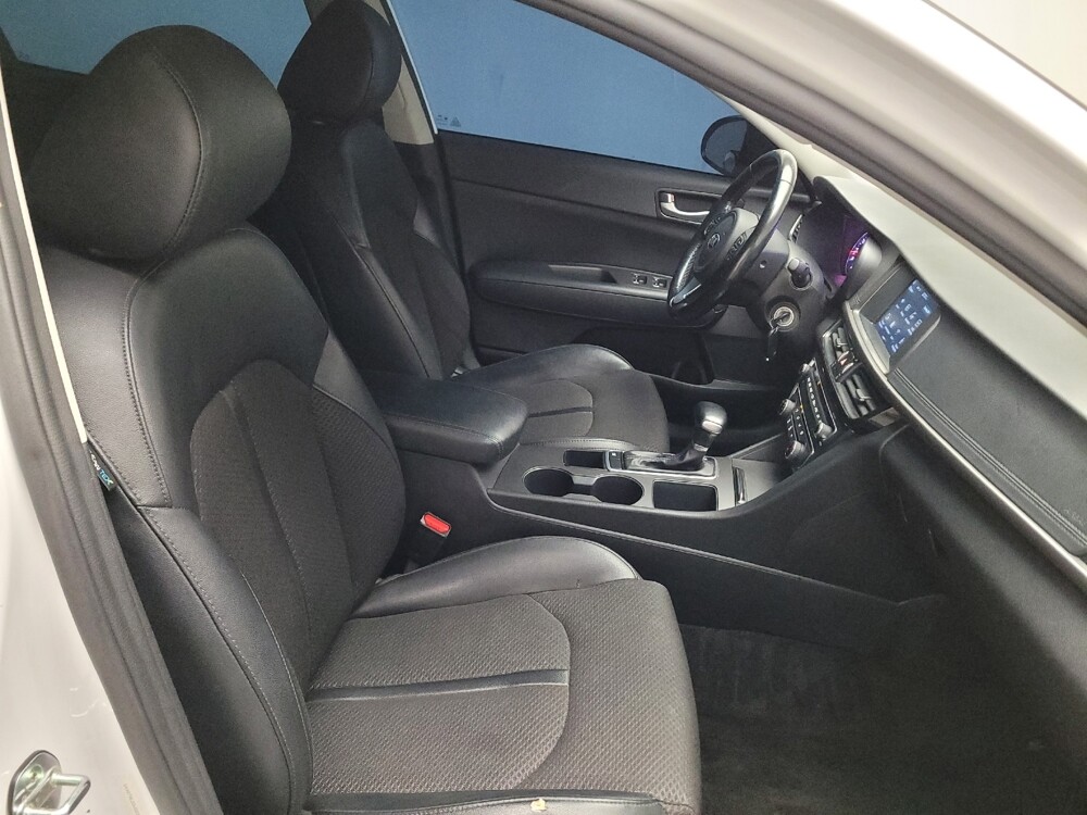 2018 Kia Optima in Downey, CA 90241 - 18091941 21