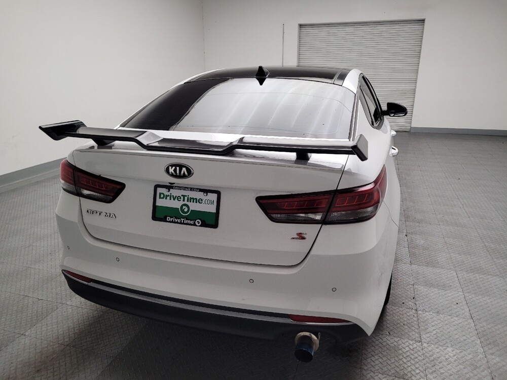 2018 Kia Optima in Downey, CA 90241 - 18091941 7