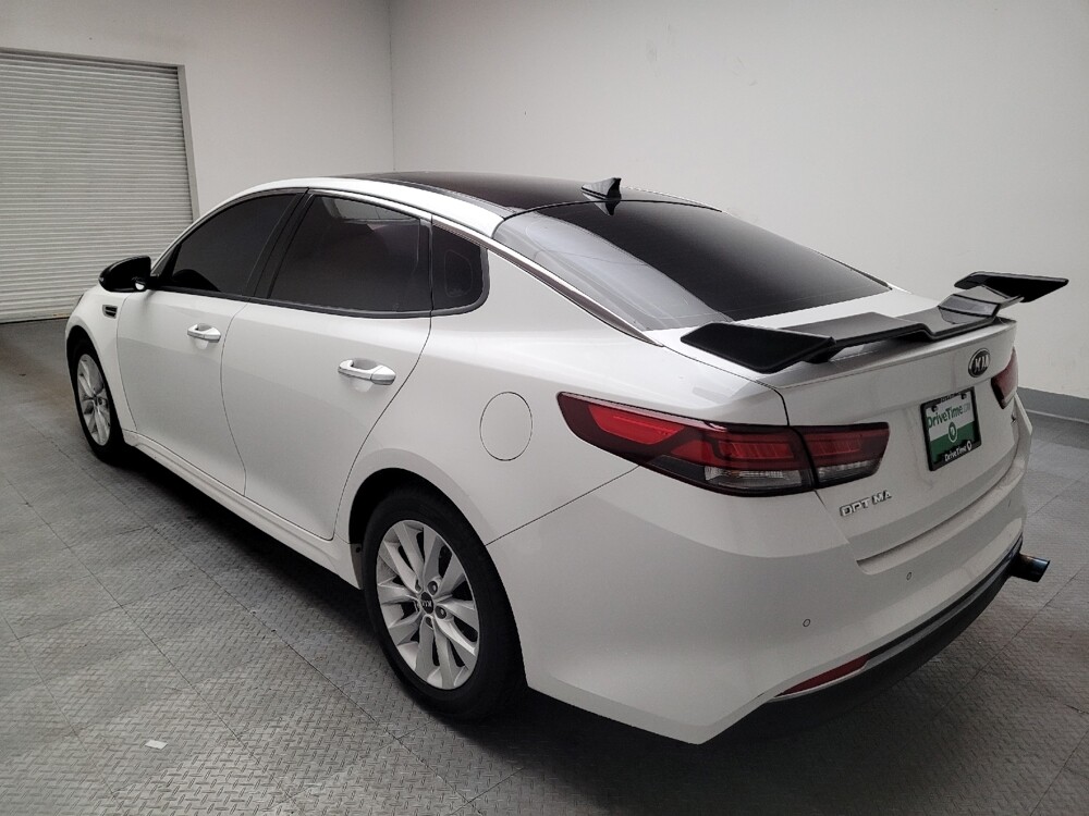 2018 Kia Optima in Downey, CA 90241 - 18091941 5