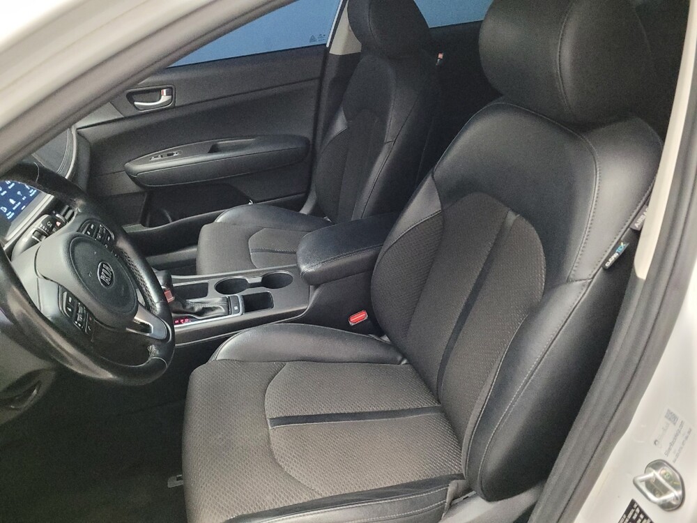 2018 Kia Optima in Downey, CA 90241 - 18091941 17