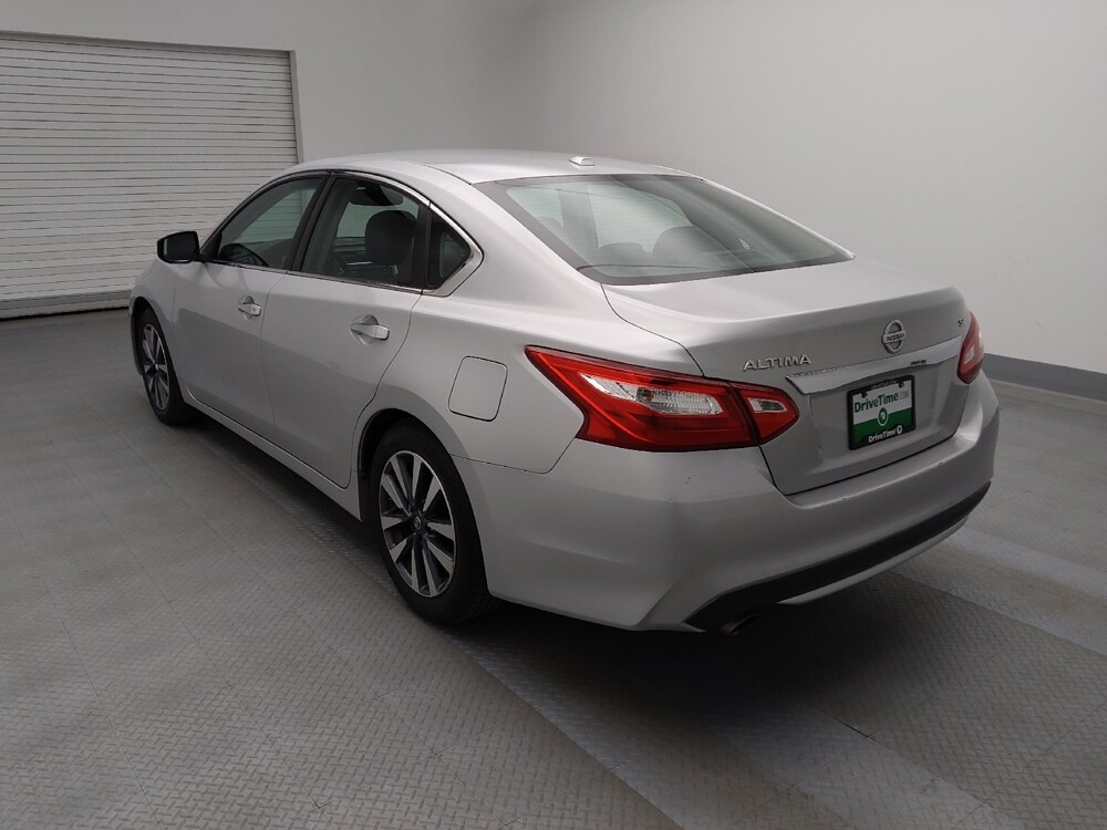 2017 Nissan Altima in Denver, CO 80012 - 18091943 5