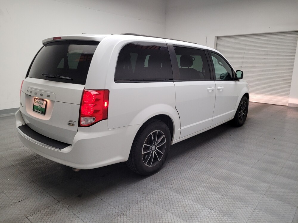 2018 Dodge Grand Caravan in Sacramento, CA 95821 - 18091944 9