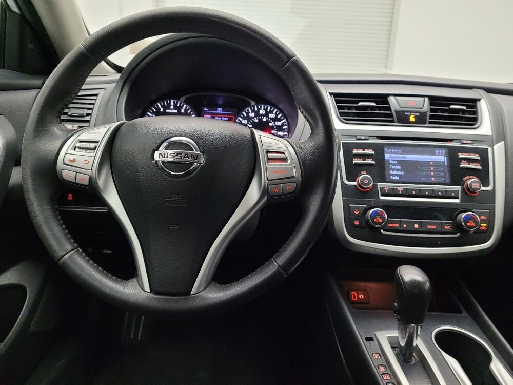 2017 Nissan Altima in Downey, CA 90241 - 18091945 22