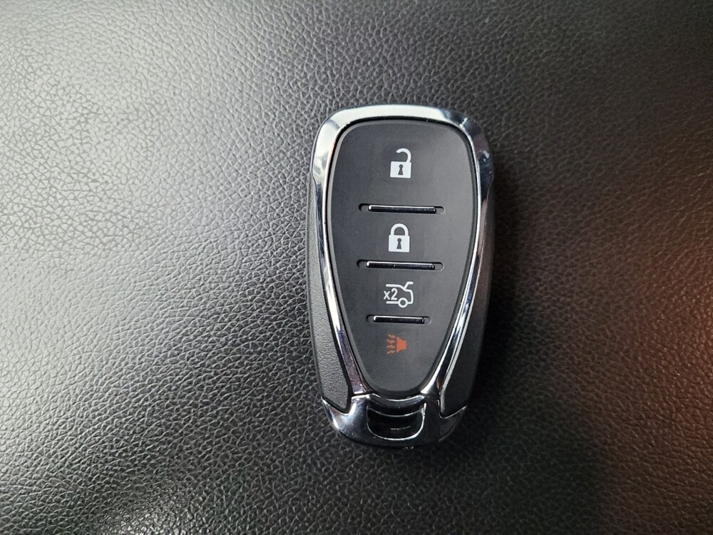 2017 Chevrolet Malibu in Memphis, TN 38128 - 18091950 32