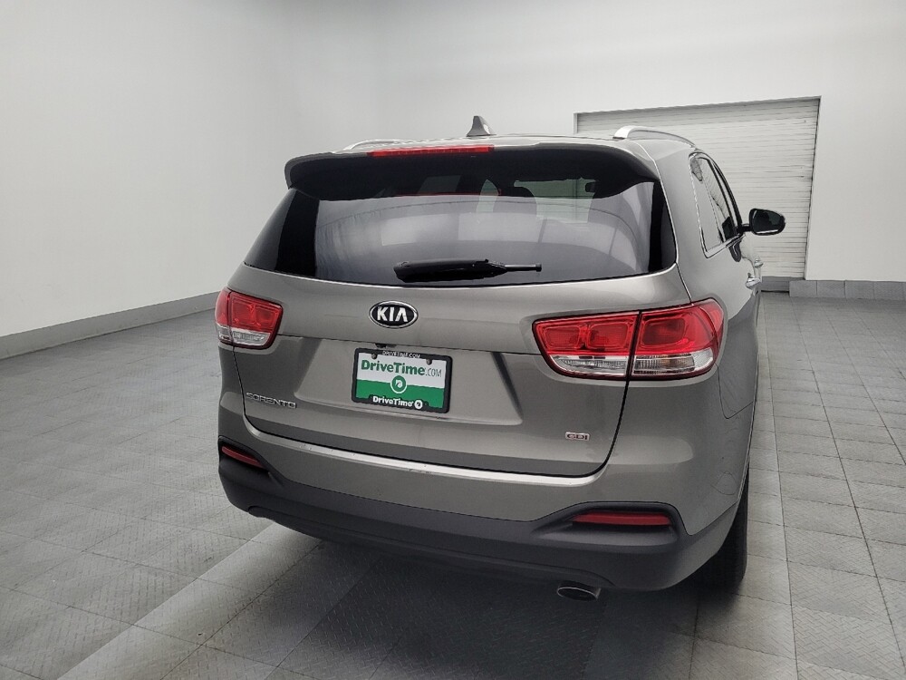 2018 Kia Sorento in Houston, TX 77074 - 18091951 7