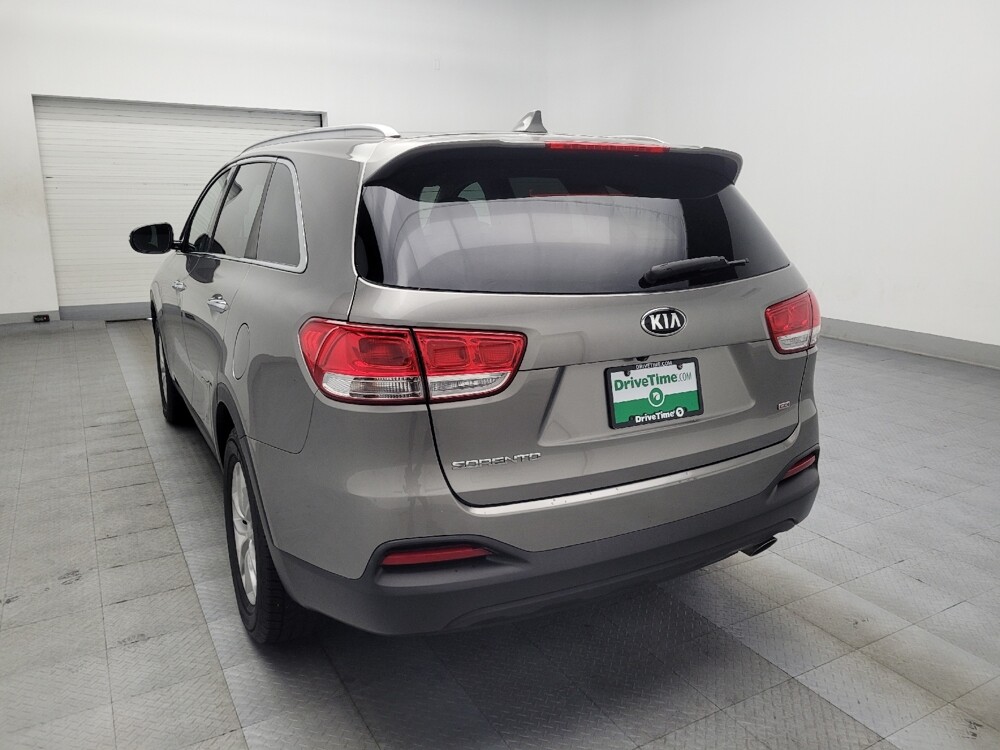 2018 Kia Sorento in Houston, TX 77074 - 18091951 5