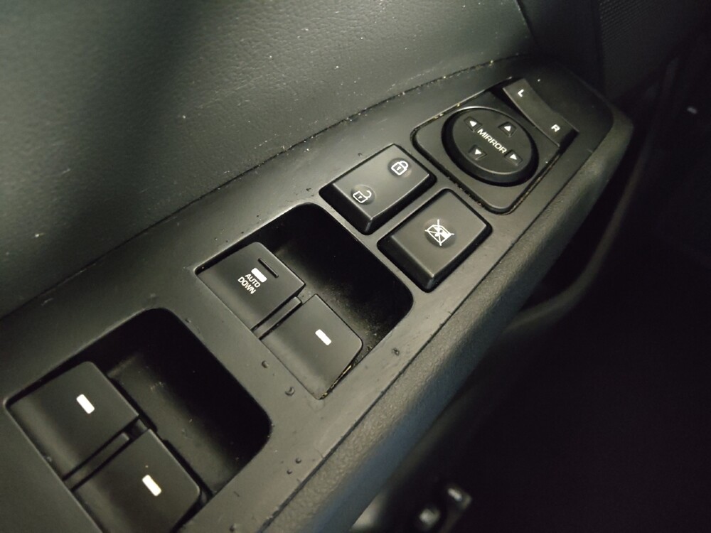 2020 Hyundai Elantra in Athens, GA 30606 - 18091960 27