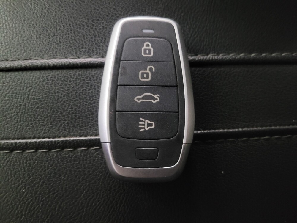 2020 Chevrolet Blazer in Morrow, GA 30260 - 18091961 32