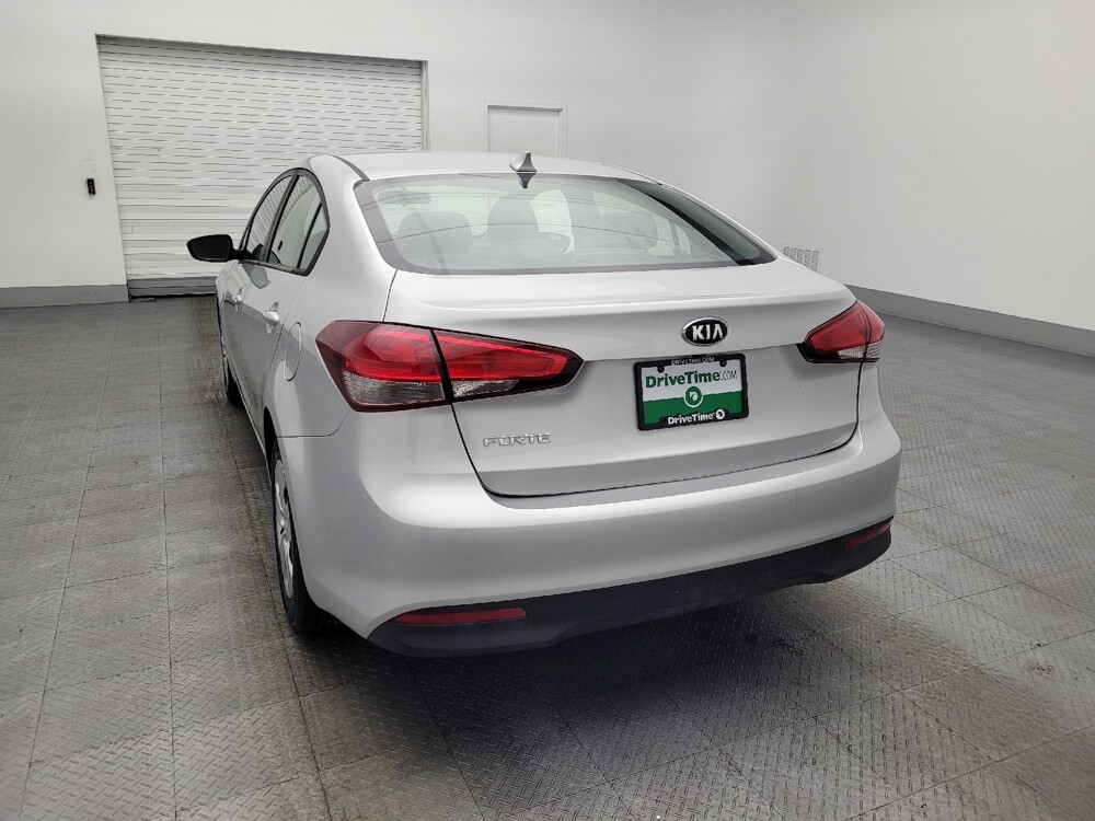2018 Kia Forte in Miami, FL 33157 - 18091965 6