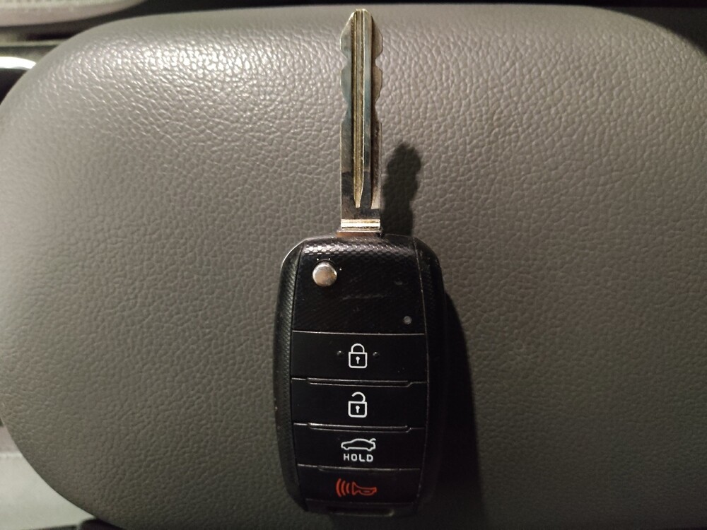 2018 Kia Forte in Miami, FL 33157 - 18091965 32