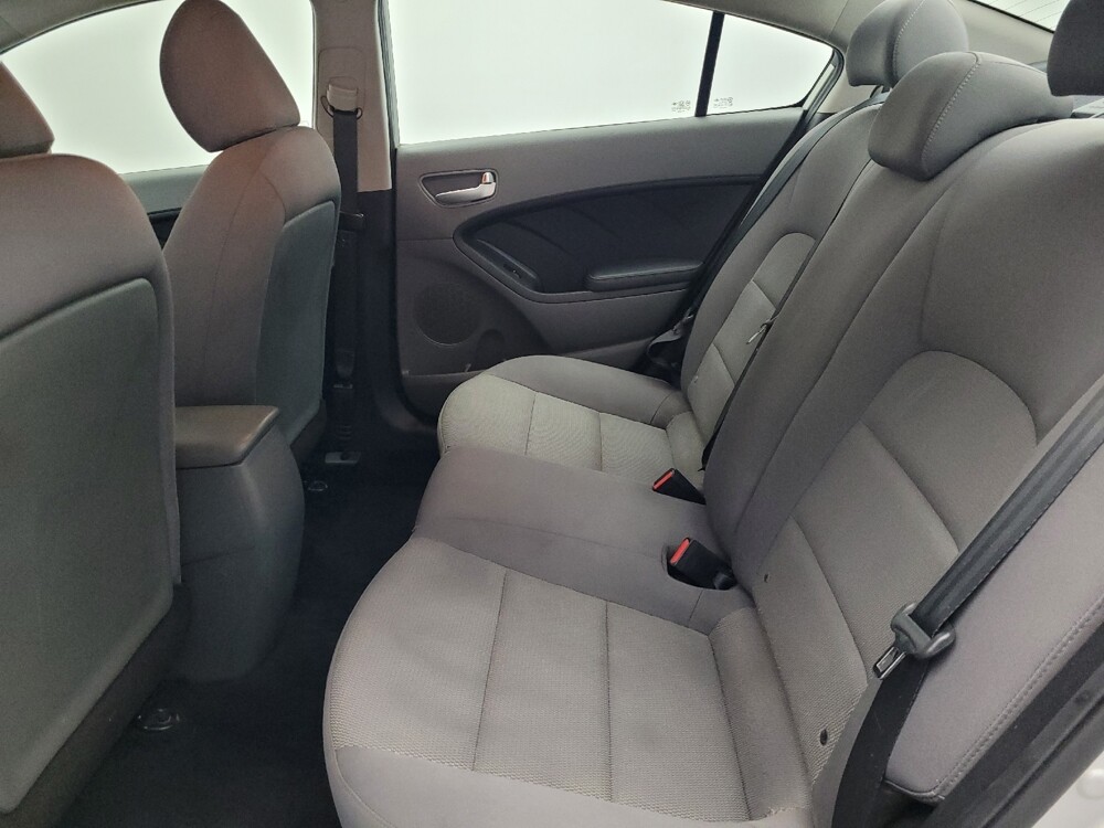 2018 Kia Forte in Miami, FL 33157 - 18091965 18