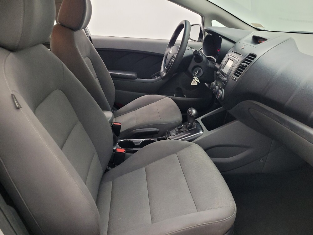 2018 Kia Forte in Miami, FL 33157 - 18091965 21