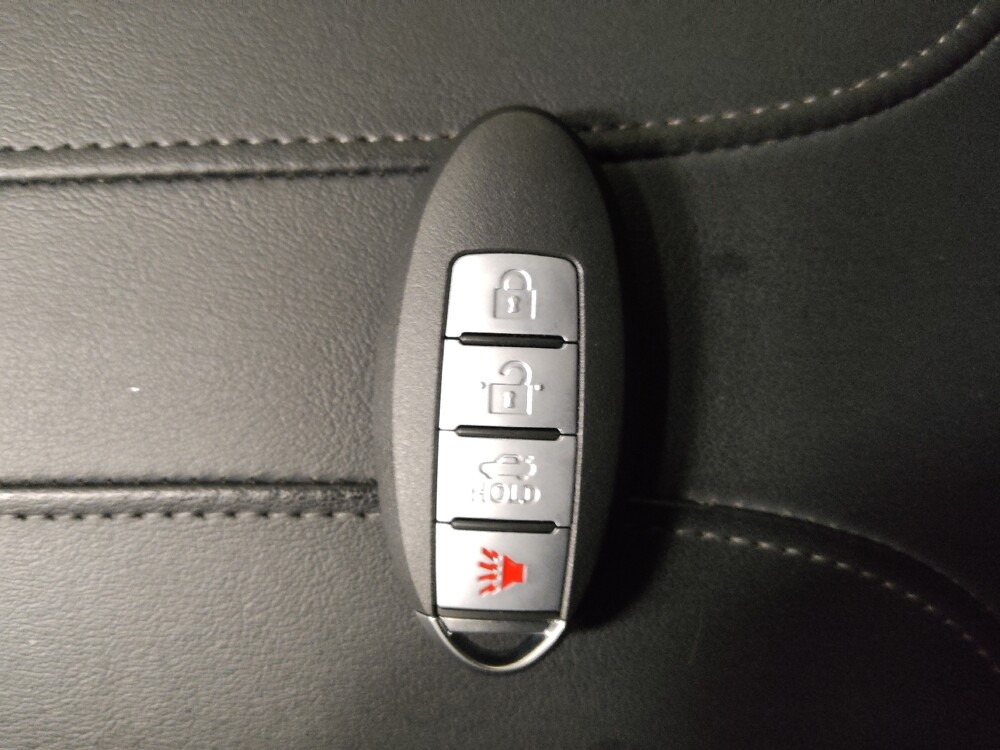 2018 Nissan Rogue in Columbus, GA 31909 - 18091966 32