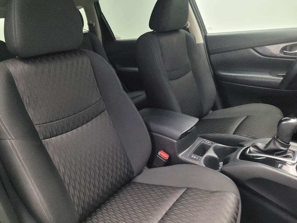 2018 Nissan Rogue in Columbus, GA 31909 - 18091966 21