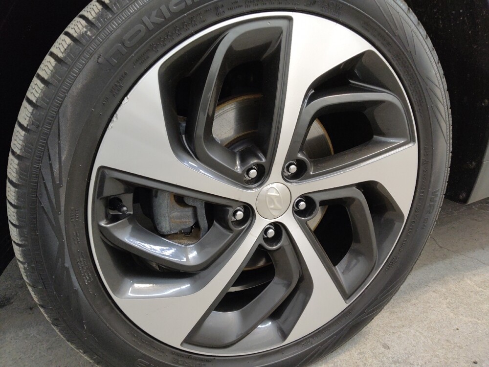 2017 Hyundai Tucson in Cincinnati, OH 45255 - 18091968 31