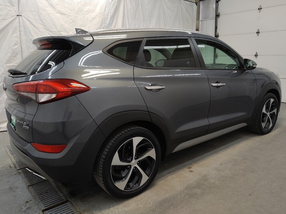 2017 Hyundai Tucson in Cincinnati, OH 45255 - 18091968 10