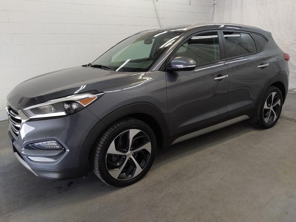 2017 Hyundai Tucson in Cincinnati, OH 45255 - 18091968 2