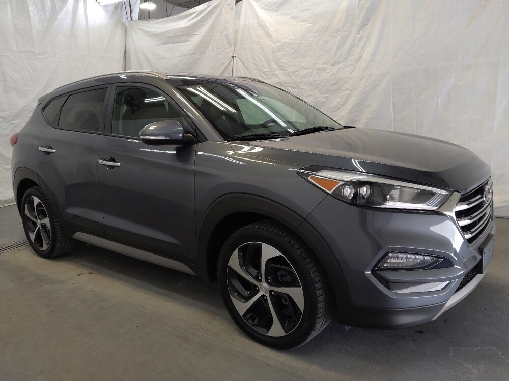 2017 Hyundai Tucson in Cincinnati, OH 45255 - 18091968 11