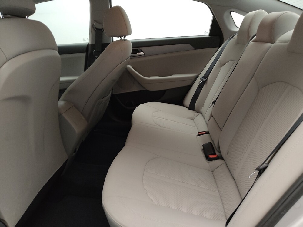 2018 Hyundai Sonata in Tulsa, OK 74145 - 18091972 18