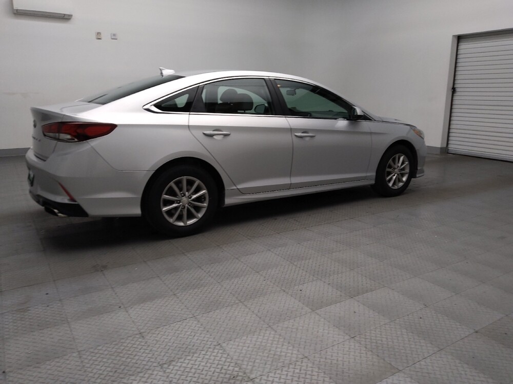 2018 Hyundai Sonata in Tulsa, OK 74145 - 18091972 10