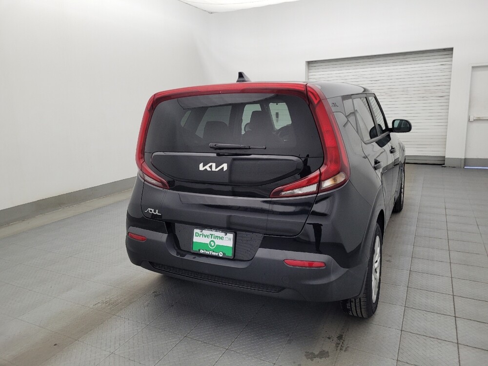 2022 Kia Soul in Fort Myers, FL 33907 - 18091978 7