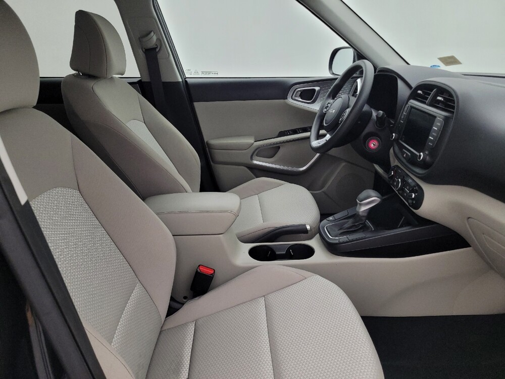 2022 Kia Soul in Fort Myers, FL 33907 - 18091978 21
