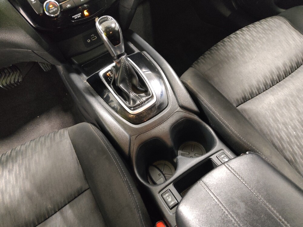 2018 Nissan Rogue in Columbus, OH 43231 - 18091980 26