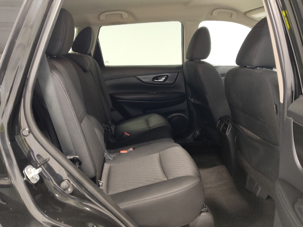 2018 Nissan Rogue in Columbus, OH 43231 - 18091980 19