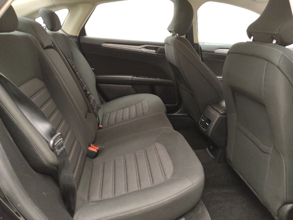 2019 Ford Fusion in Tulsa, OK 74145 - 18091981 19