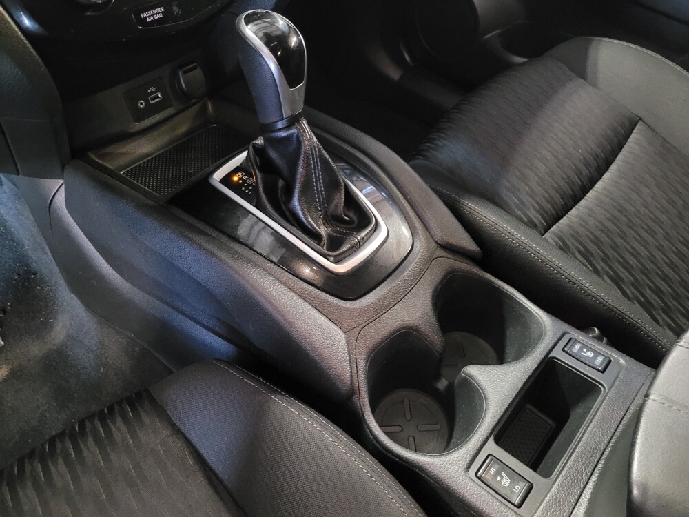 2020 Nissan Rogue in Jacksonville, FL 32210 - 18091986 26