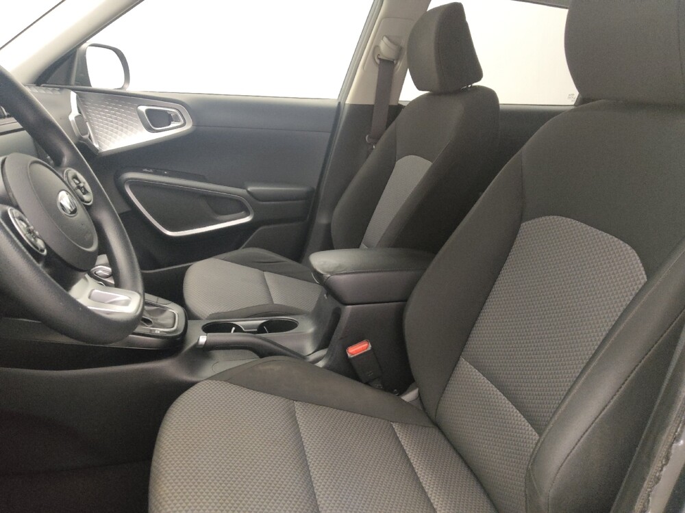 2020 Kia Soul in Miami, FL 33157 - 18091987 17