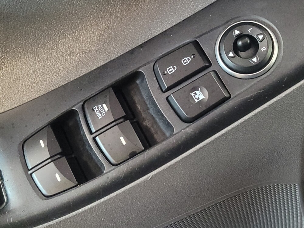 2015 Hyundai Elantra in Savannah, GA 31419 - 18091989 27