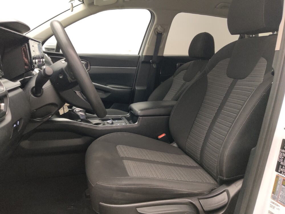2022 Kia Sorento in El Paso, TX 79907 - 18091990 17