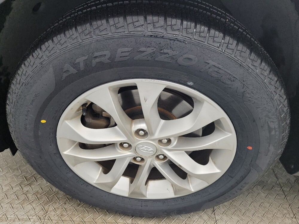 2019 Hyundai Santa Fe in Columbia, SC 29210 - 18091993 31