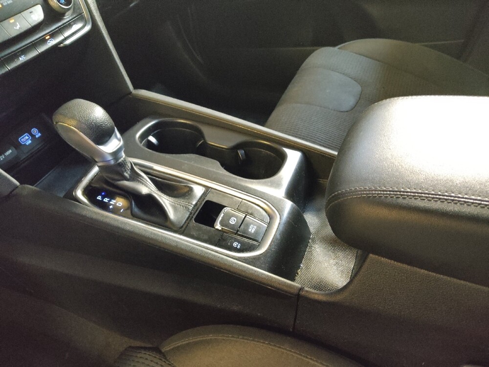 2019 Hyundai Santa Fe in Columbia, SC 29210 - 18091993 26