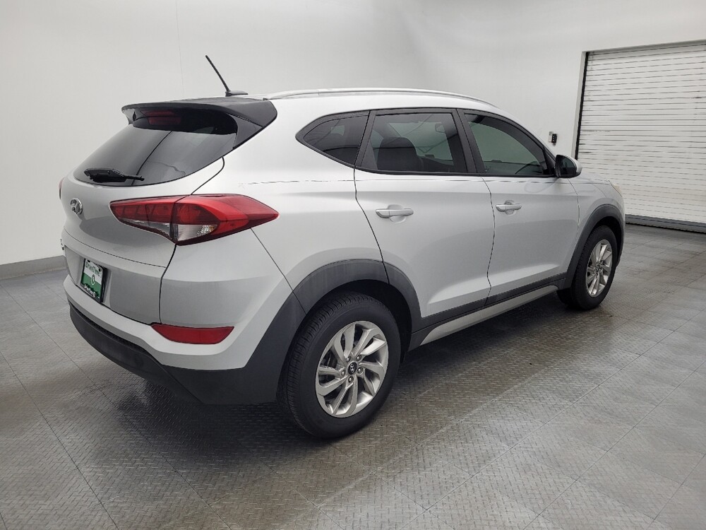 2017 Hyundai Tucson in Columbia, SC 29210 - 18092001 10