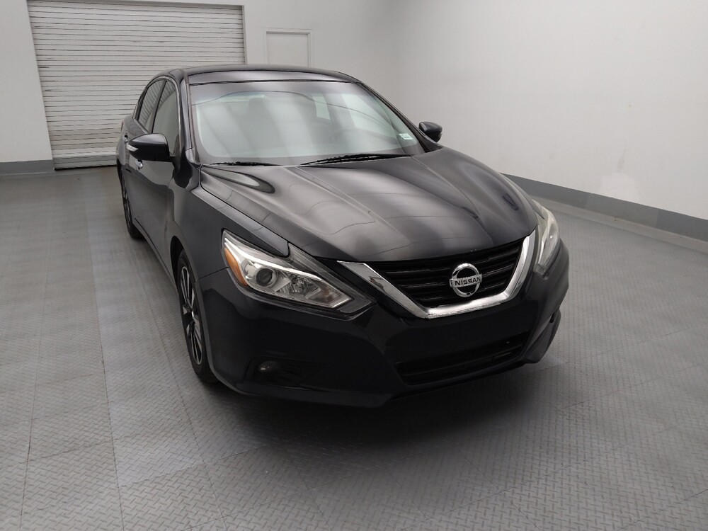 2018 Nissan Altima in Lakewood, CO 80215 - 18092002 14