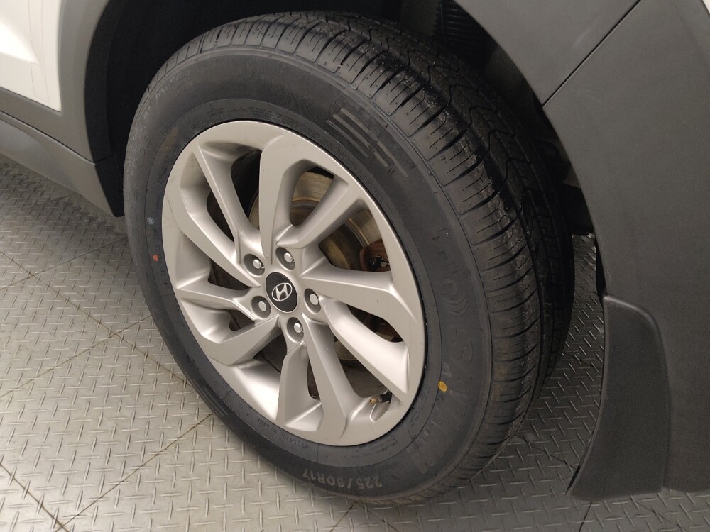 2018 Hyundai Tucson in Houston, TX 77060 - 18092003 31