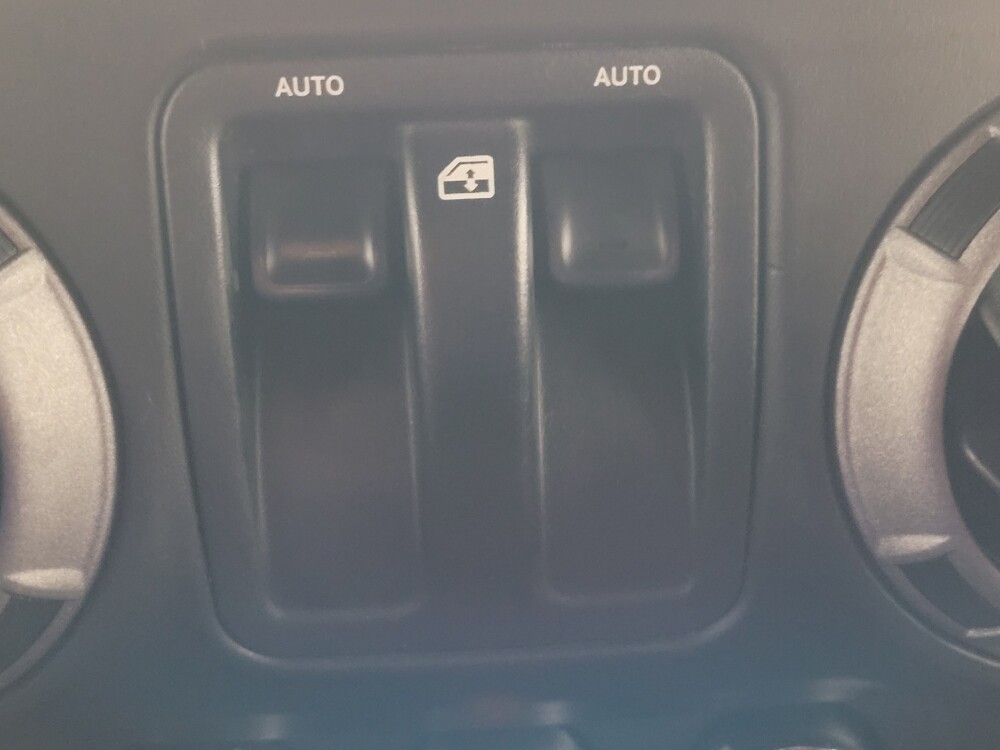 2014 Jeep Wrangler in Memphis, TN 38115 - 18092004 27