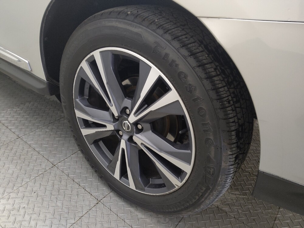 2020 Nissan Pathfinder in Live Oak, TX 78233 - 18092014 31