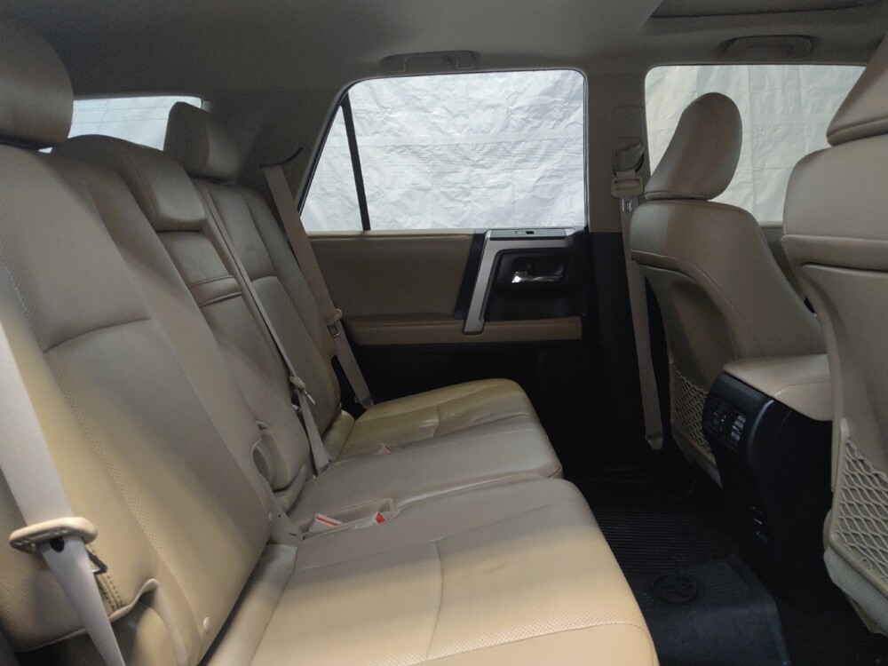 2018 Toyota 4Runner in Cincinnati, OH 45255 - 18092017 19