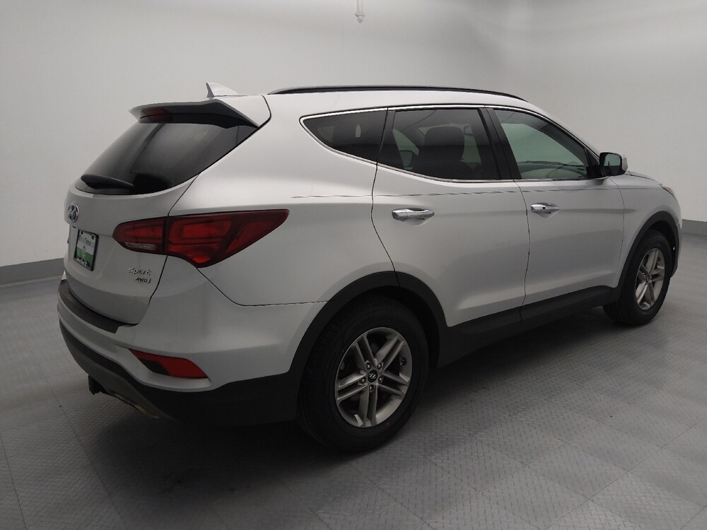 2018 Hyundai Santa Fe in Independence, MO 64055 - 18092022 10