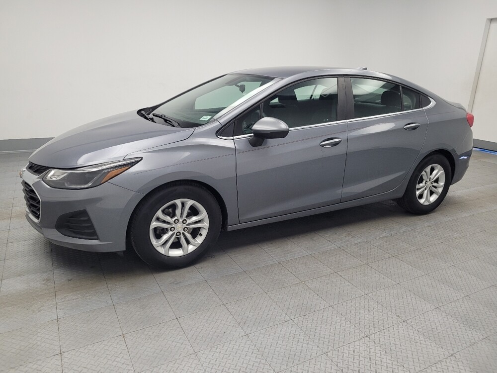 2019 Chevrolet Cruze in Antioch, TN 37013 - 18092026 2