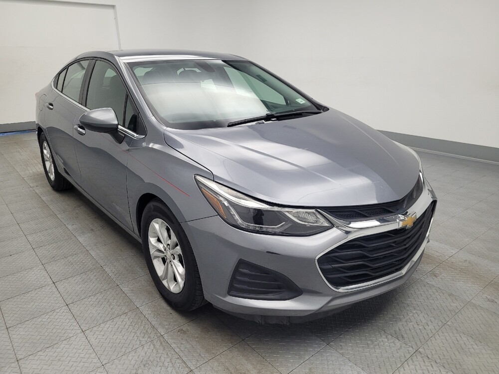 2019 Chevrolet Cruze in Antioch, TN 37013 - 18092026 13