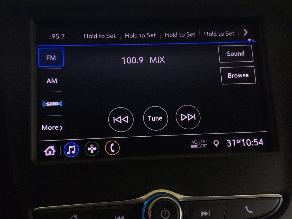 2020 Chevrolet Equinox in Fayetteville, NC 28304 - 18092028 25